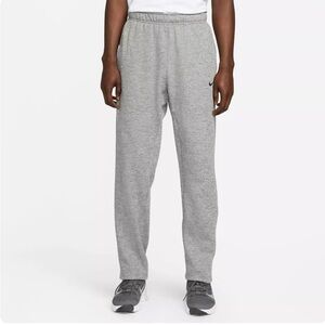 Men’s Nike Gray Sweatpants size XL